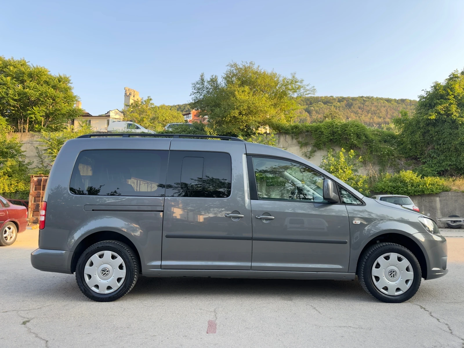 VW Caddy  Maxi Life-1.6LPG - изображение 4