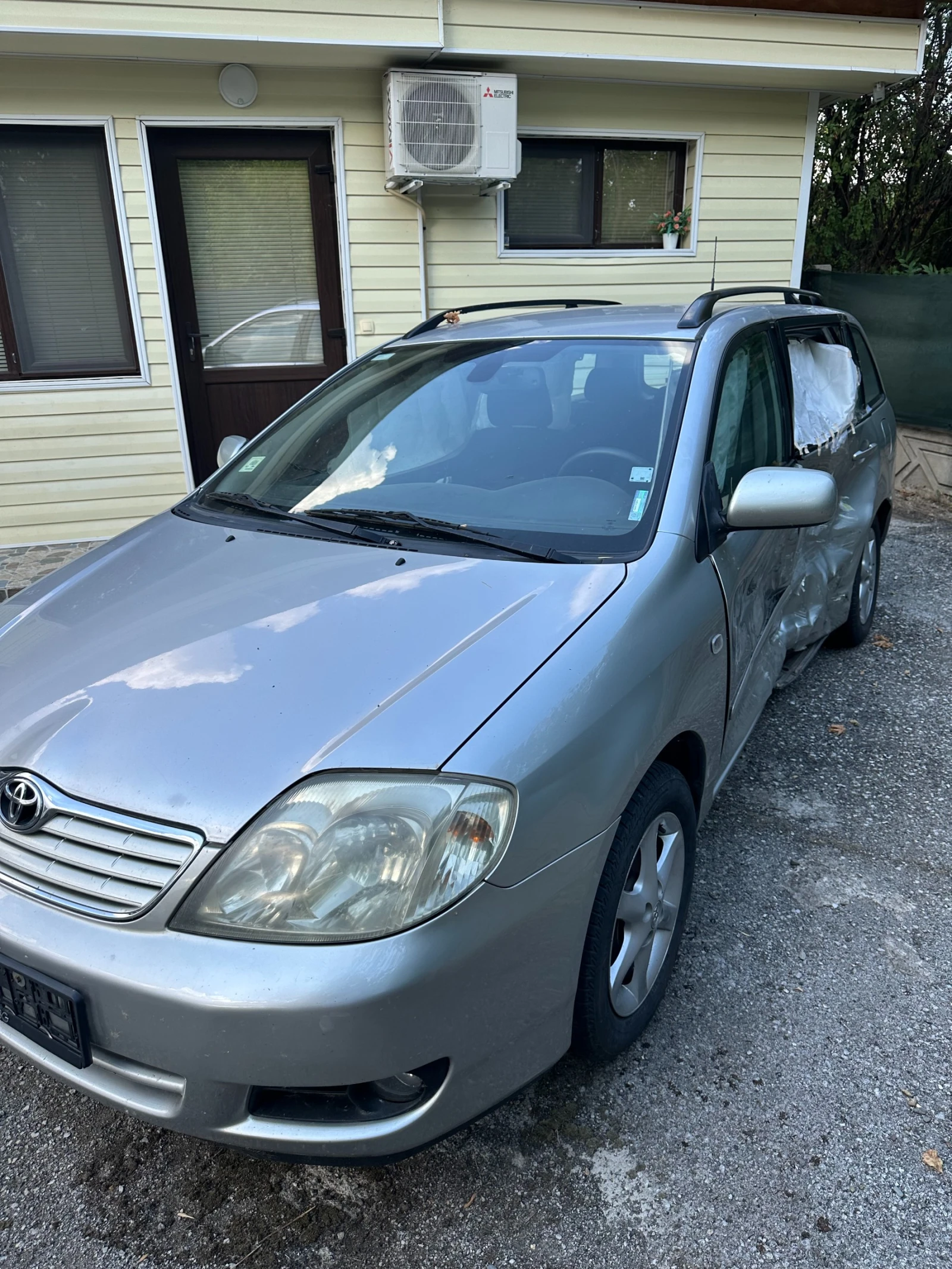 Toyota Corolla  - изображение 10