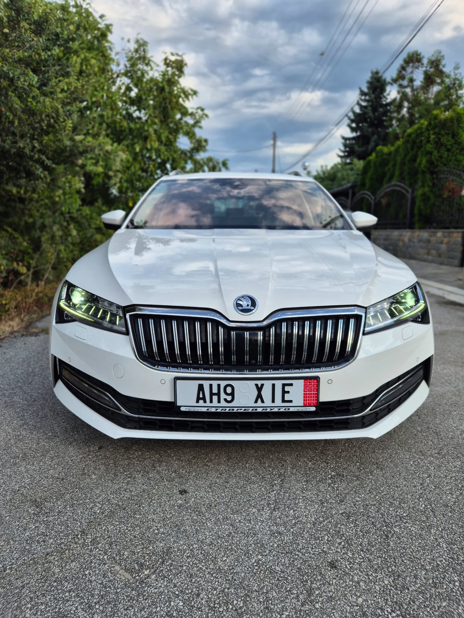 Skoda Superb 2.0D-200кс/L&K/4x4 - изображение 4