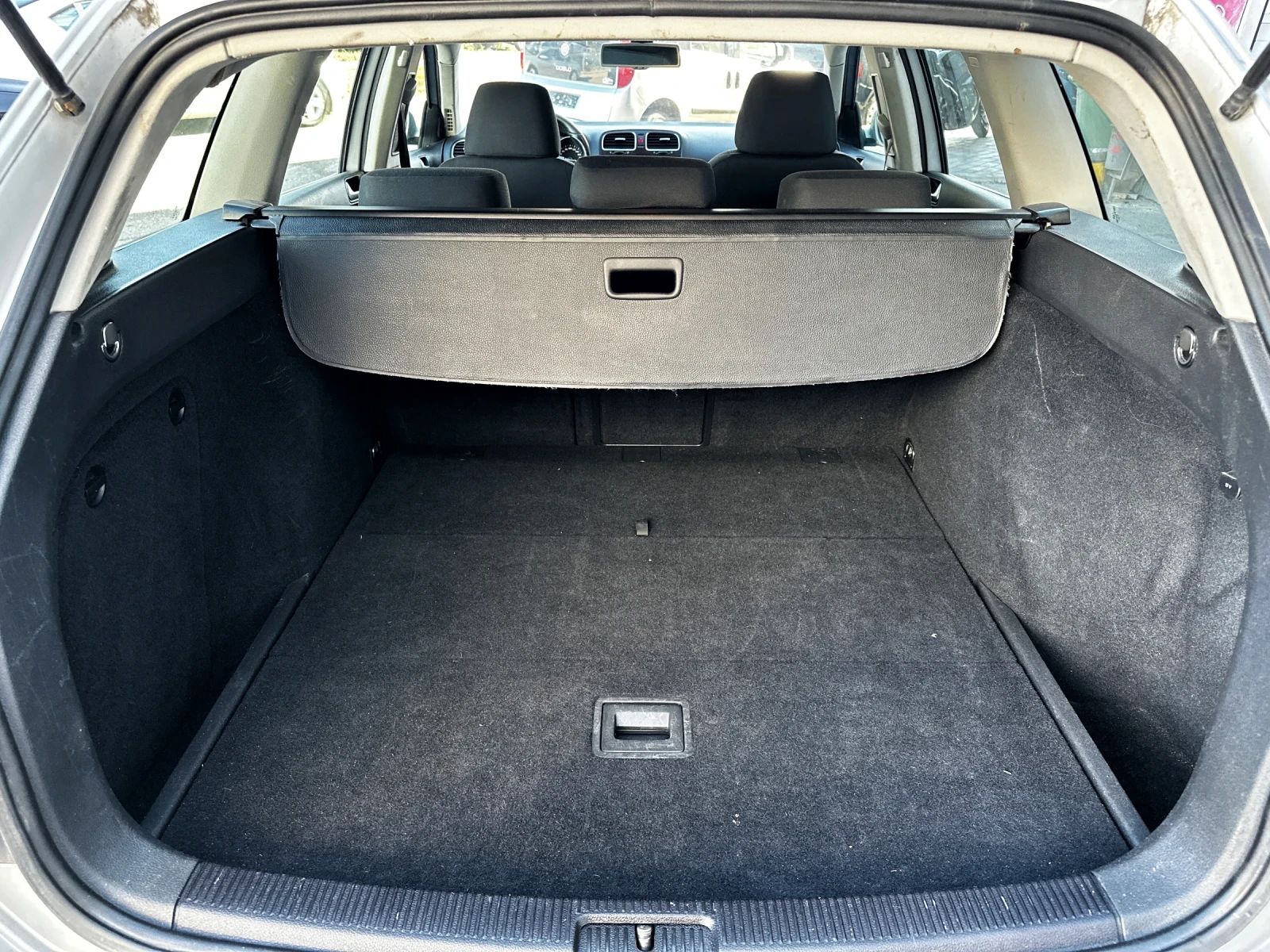 VW Golf 1.6TDi/ NAVI | Mobile.bg   16