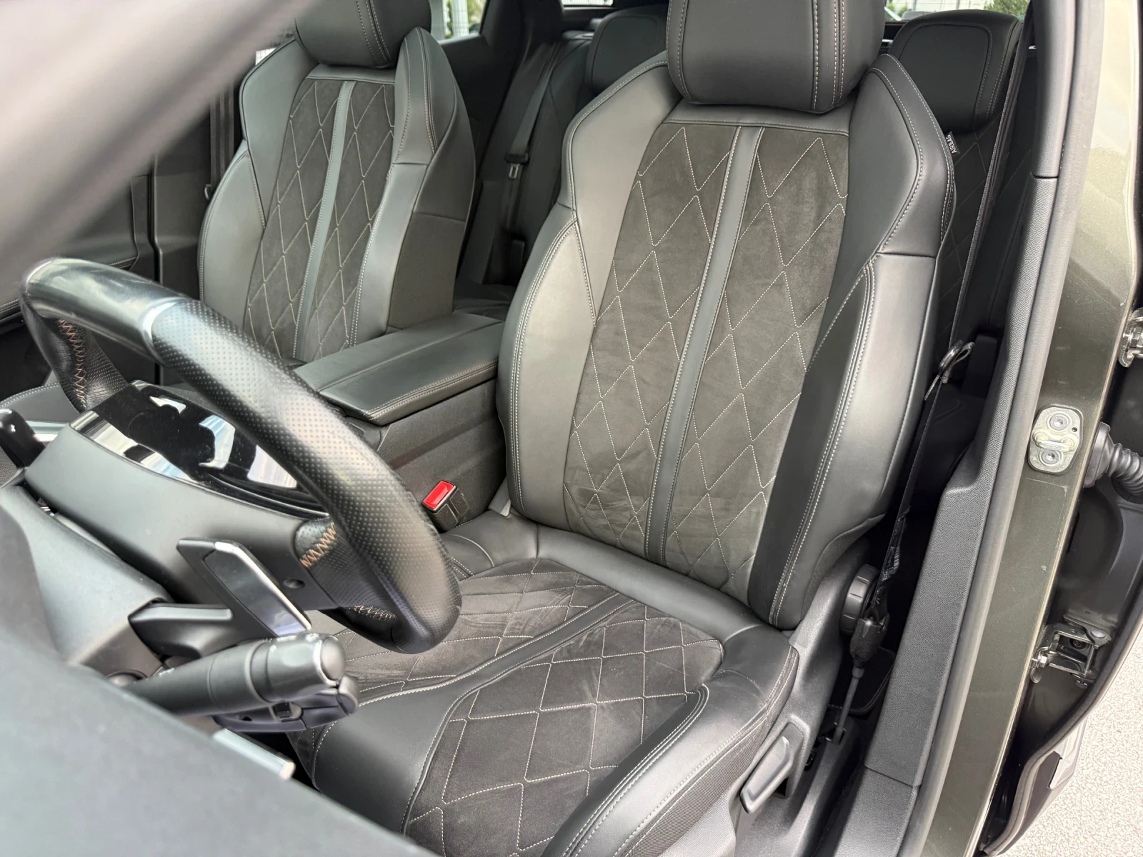Peugeot 3008 2.0BLUEHDI-2019 8СКОРОСТИ GT-LINE/ПЪЛ.СЕРВ.ИСТОРИЯ - изображение 8