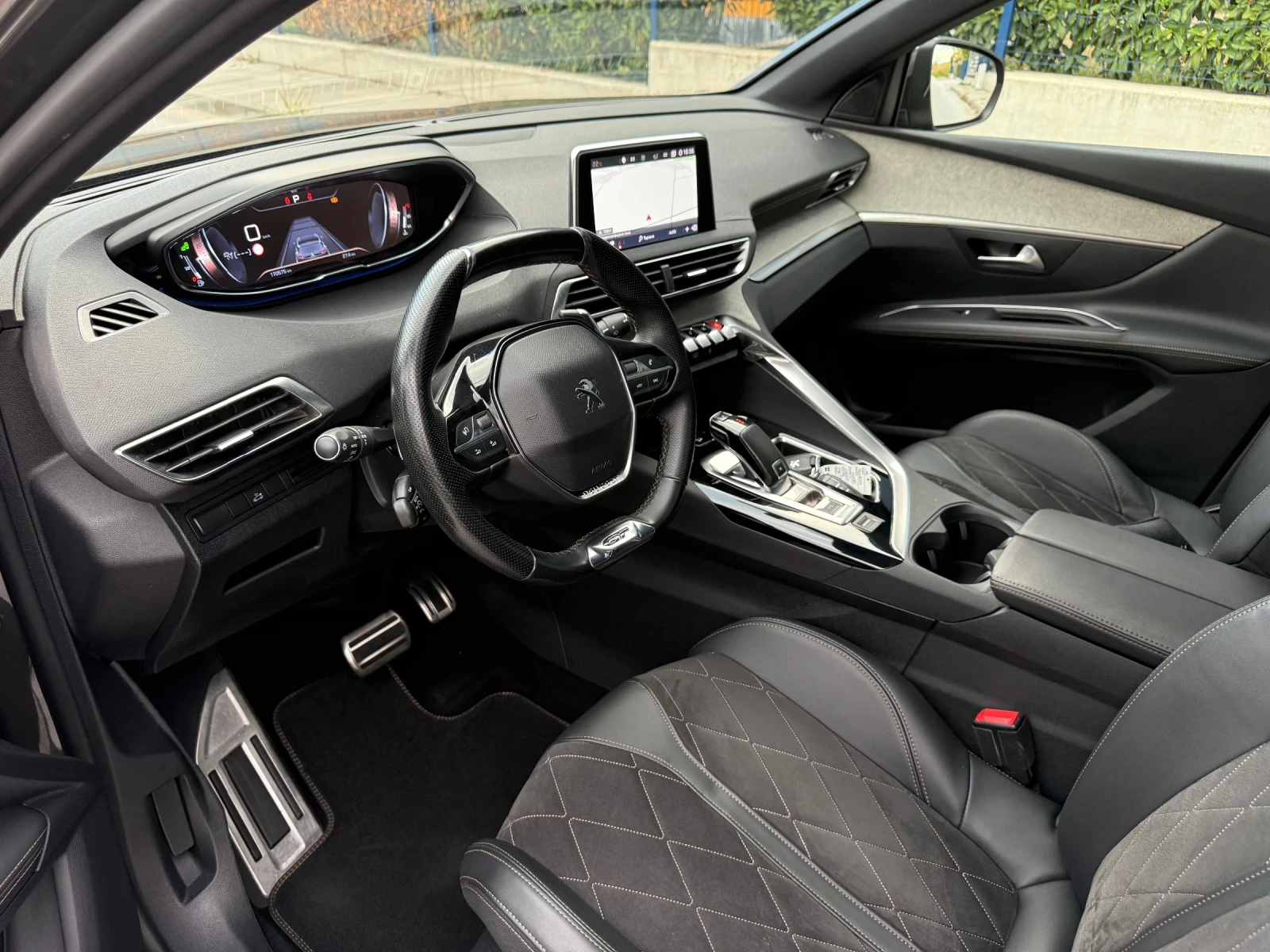 Peugeot 3008 2.0BLUEHDI-2019 8СКОРОСТИ GT-LINE/ПЪЛ.СЕРВ.ИСТОРИЯ - изображение 7