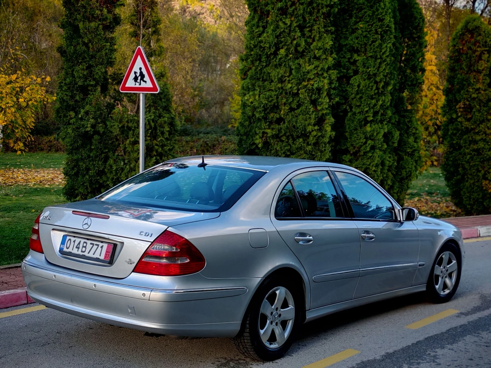 Mercedes-Benz E 270 2.7CDI(177)* AVANTGARDE* *  *  | Mobile.bg   7