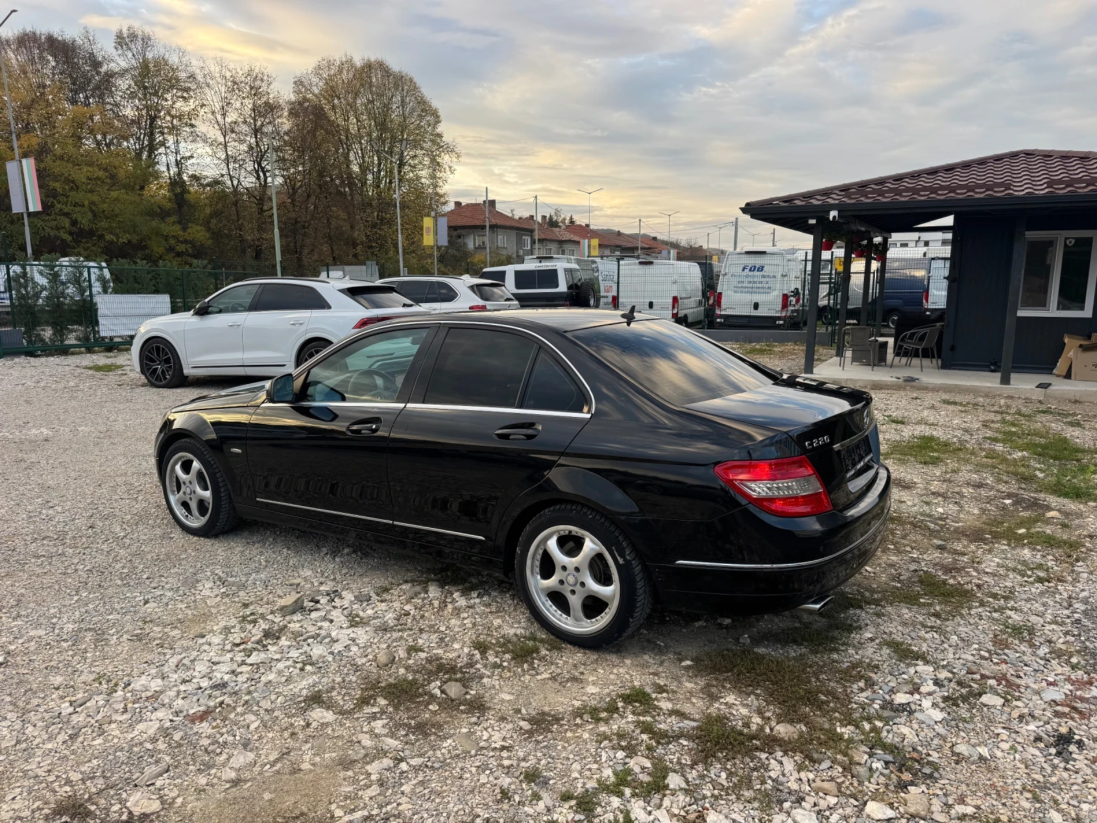 Mercedes-Benz C 220 Avangarde - изображение 3