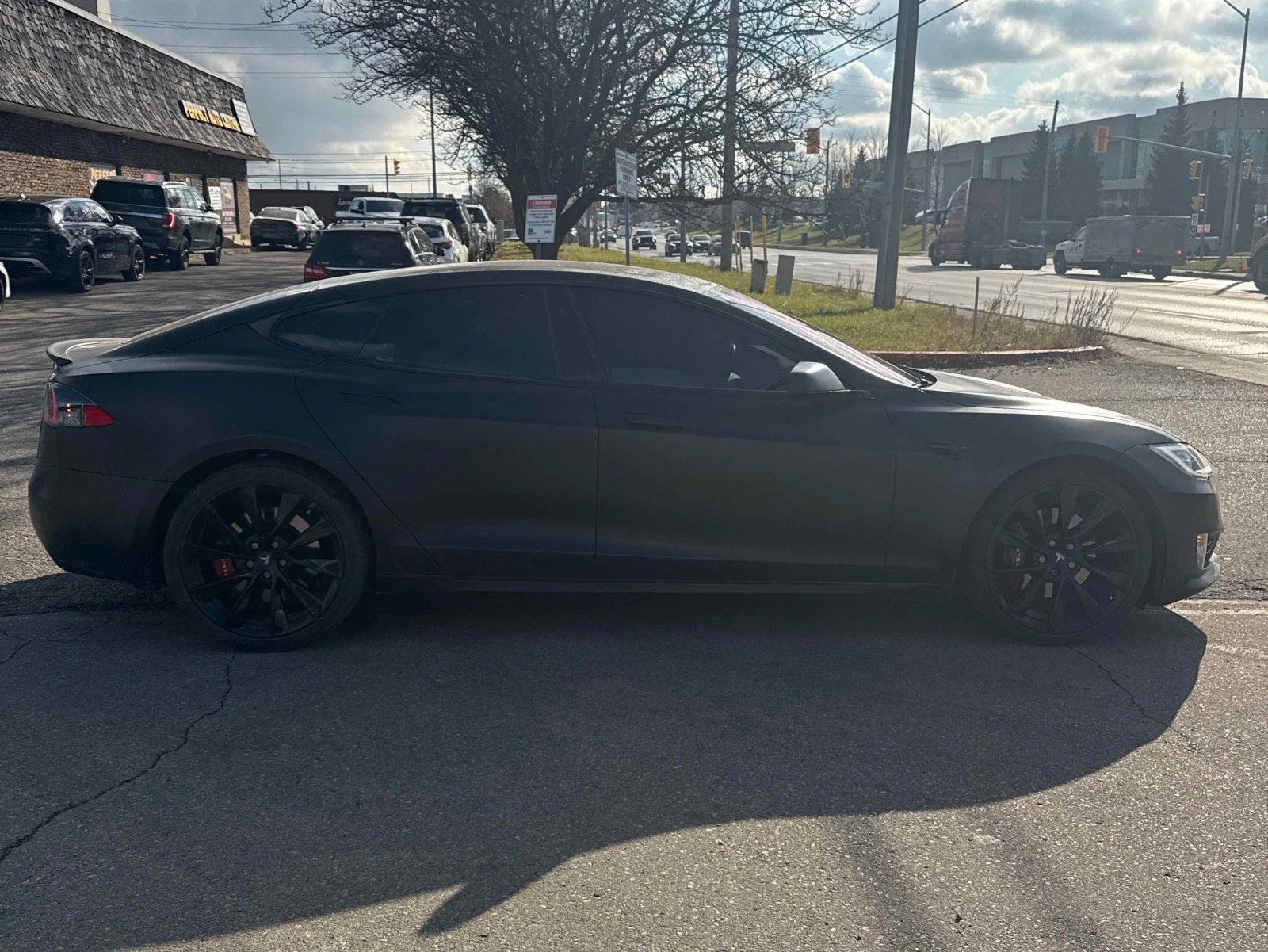 Tesla Model S AWD CARFAX АВТО КРЕДИТ  - изображение 3