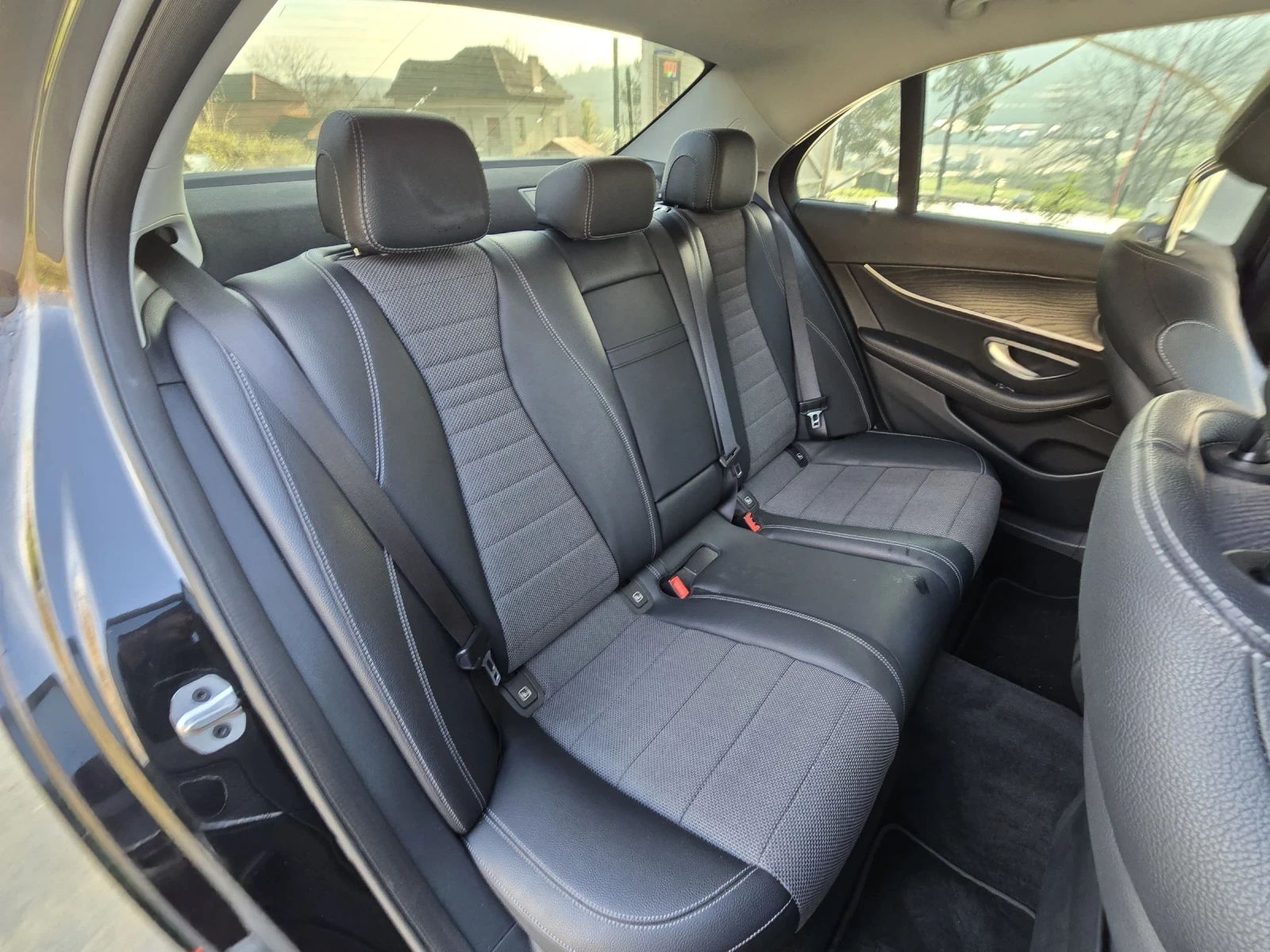 Mercedes-Benz E 220 D 200�.� 4MATIC AMG  | Mobile.bg � ����������� 14