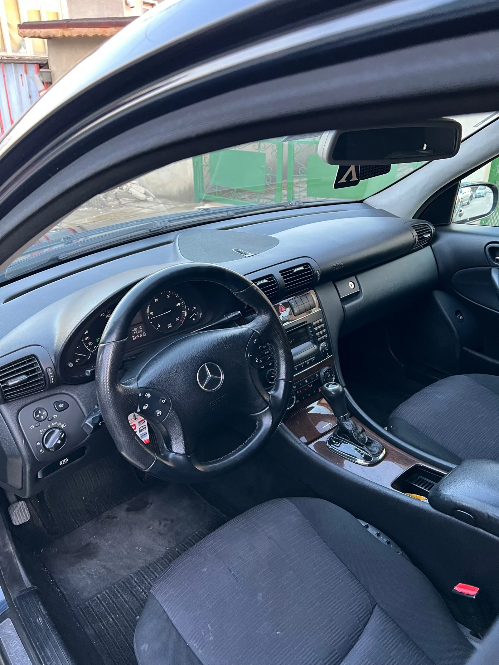 Mercedes-Benz C 220 2.2CDI - изображение 5