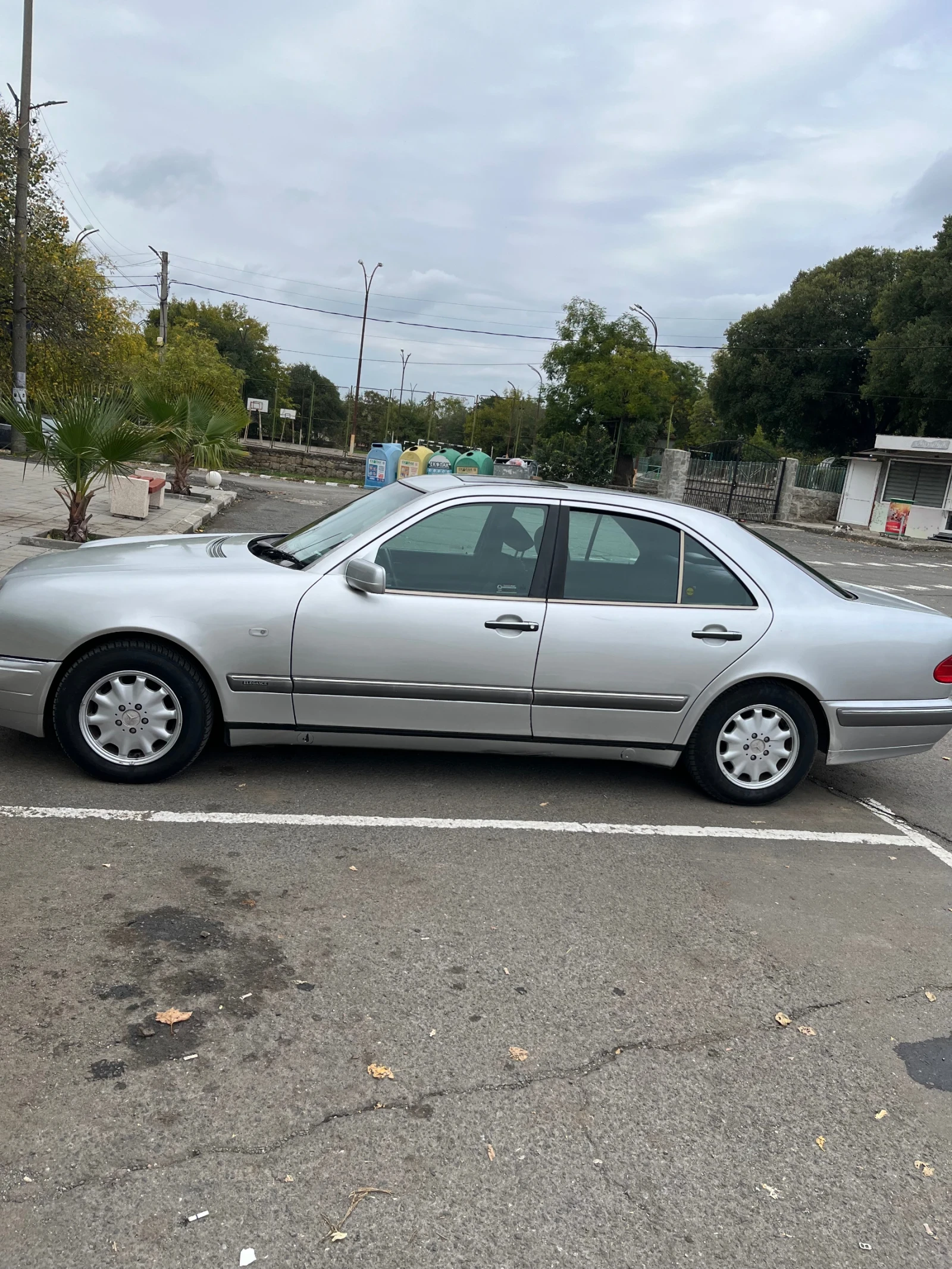 Mercedes-Benz E 200 | Mobile.bg � ����������� 10