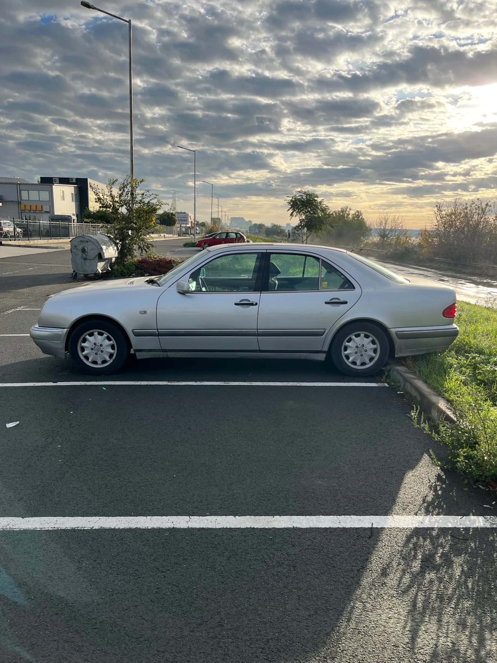 Mercedes-Benz E 200 | Mobile.bg � ����������� 7