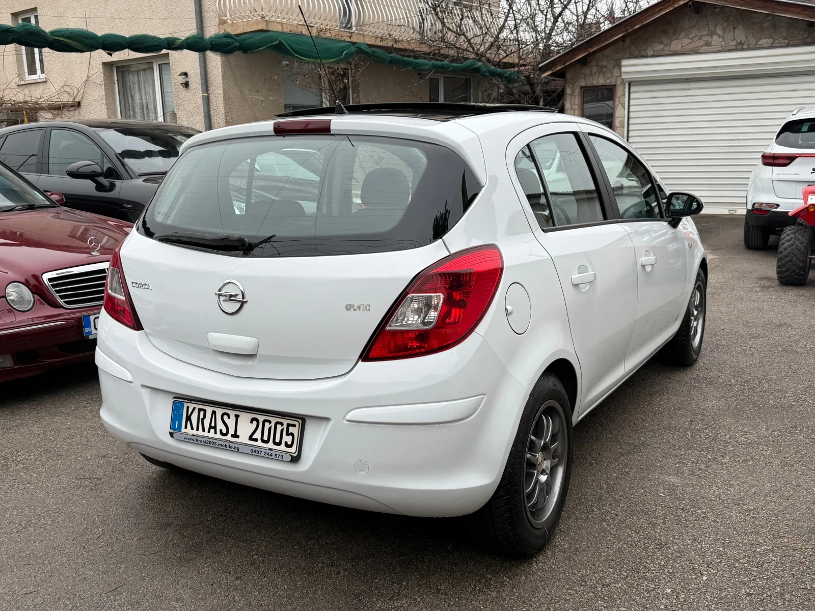 Opel Corsa 1.2I PANORAMA NAVI FACELIFT ГАЗОВ ИНЖЕКЦИОН - изображение 6