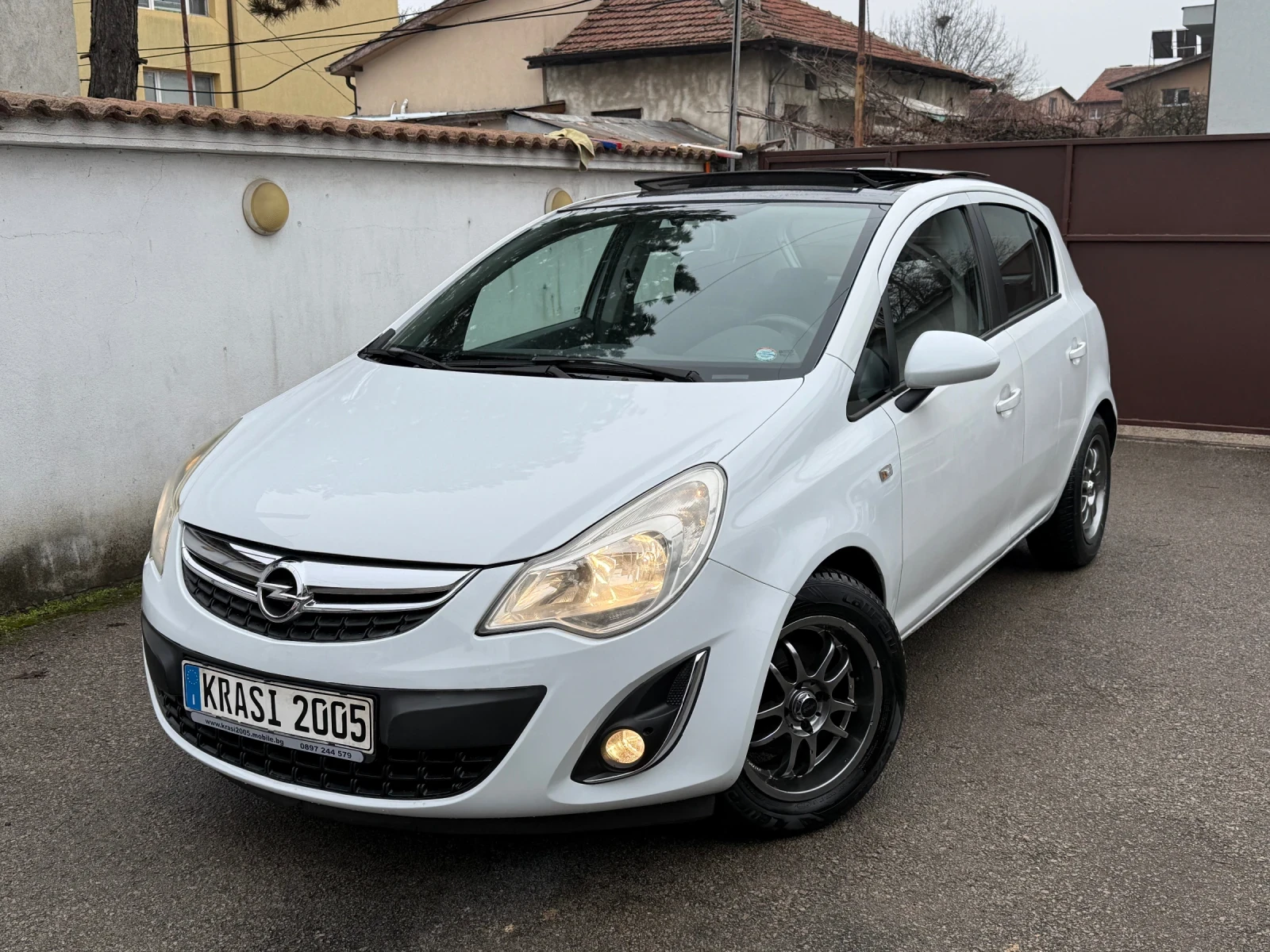 Opel Corsa 1.2I PANORAMA NAVI FACELIFT ����� ��������� | Mobile.bg � ����������� 1