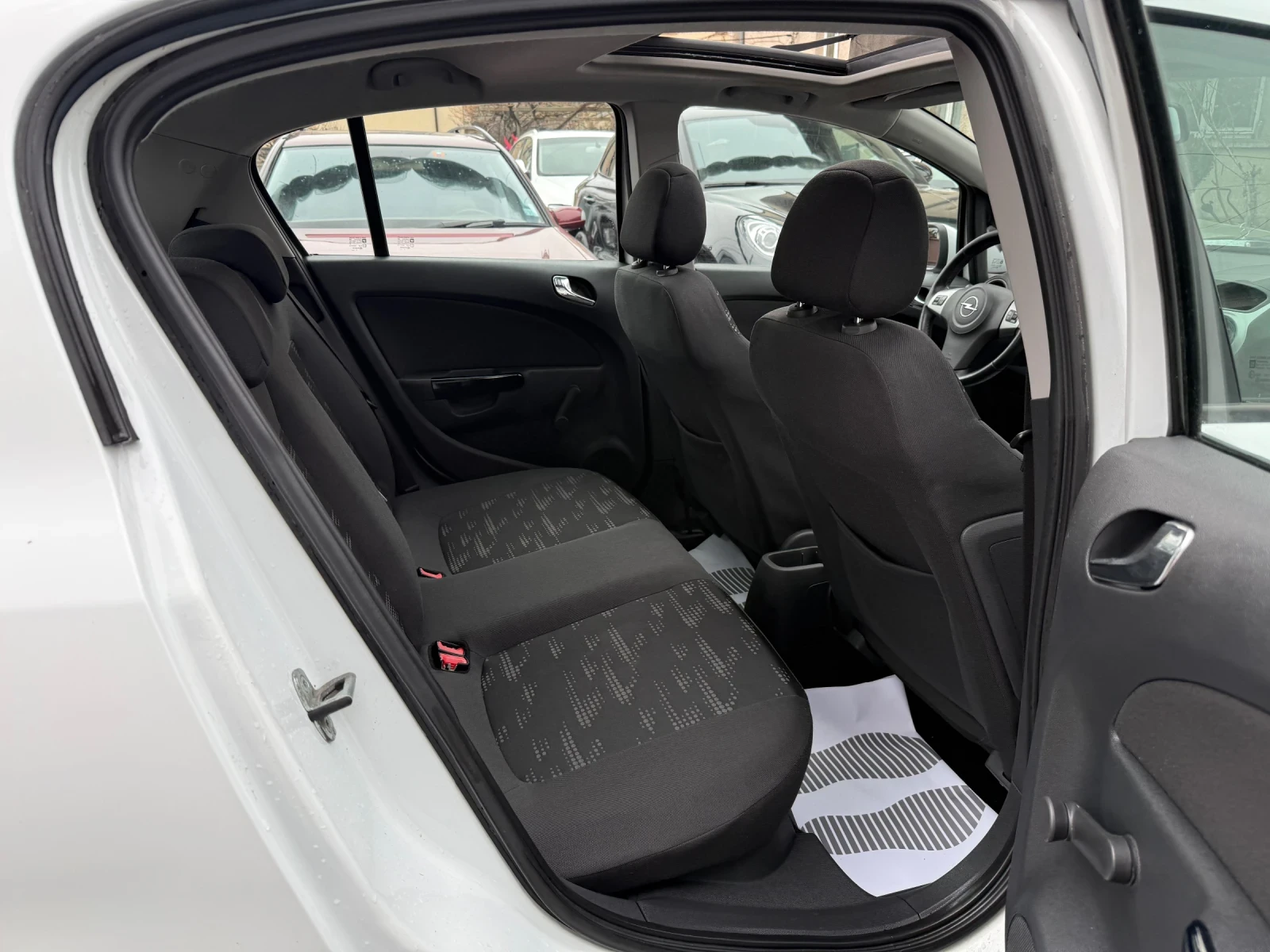 Opel Corsa 1.2I PANORAMA NAVI FACELIFT ����� ��������� | Mobile.bg � ����������� 14