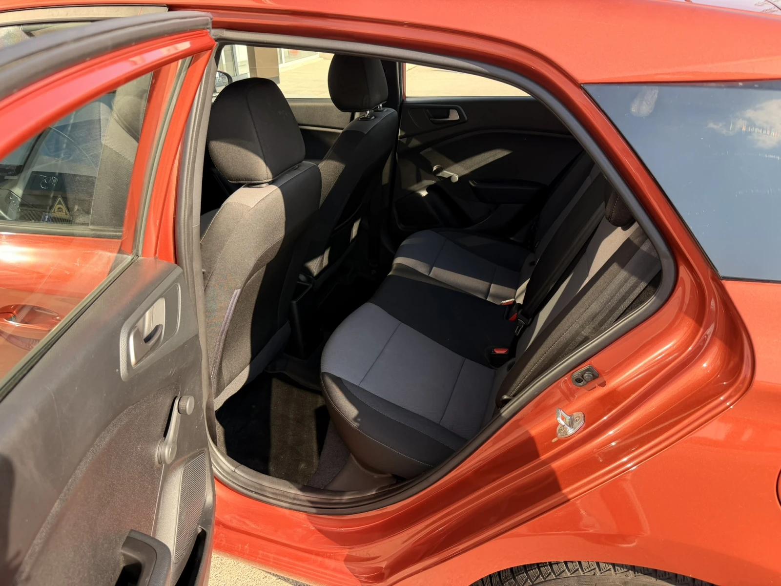 Hyundai I20 1.2, снимка 11 - Автомобили и джипове - 53768011