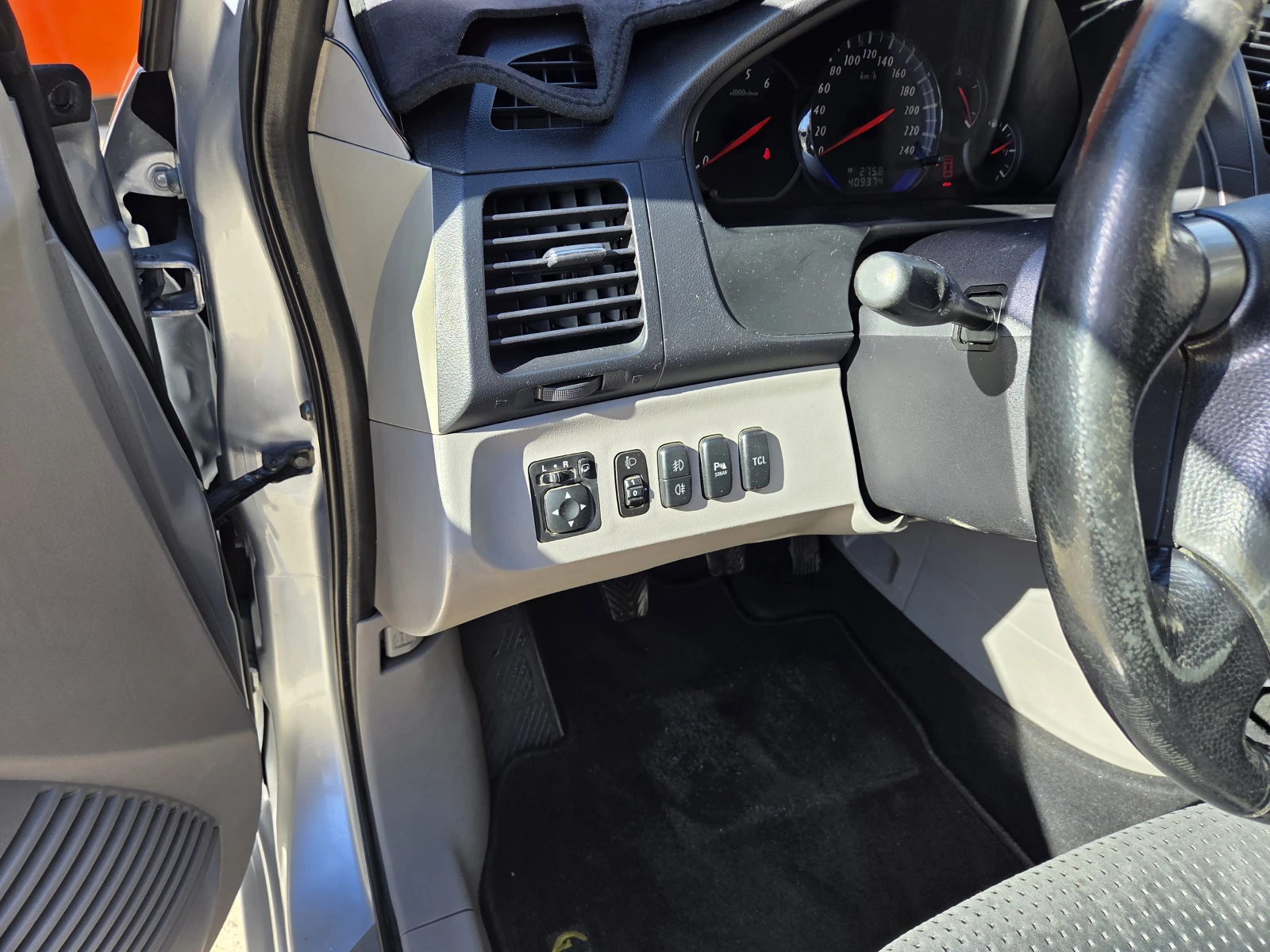 Mitsubishi Grandis, снимка 12 - Автомобили и джипове - 53773854