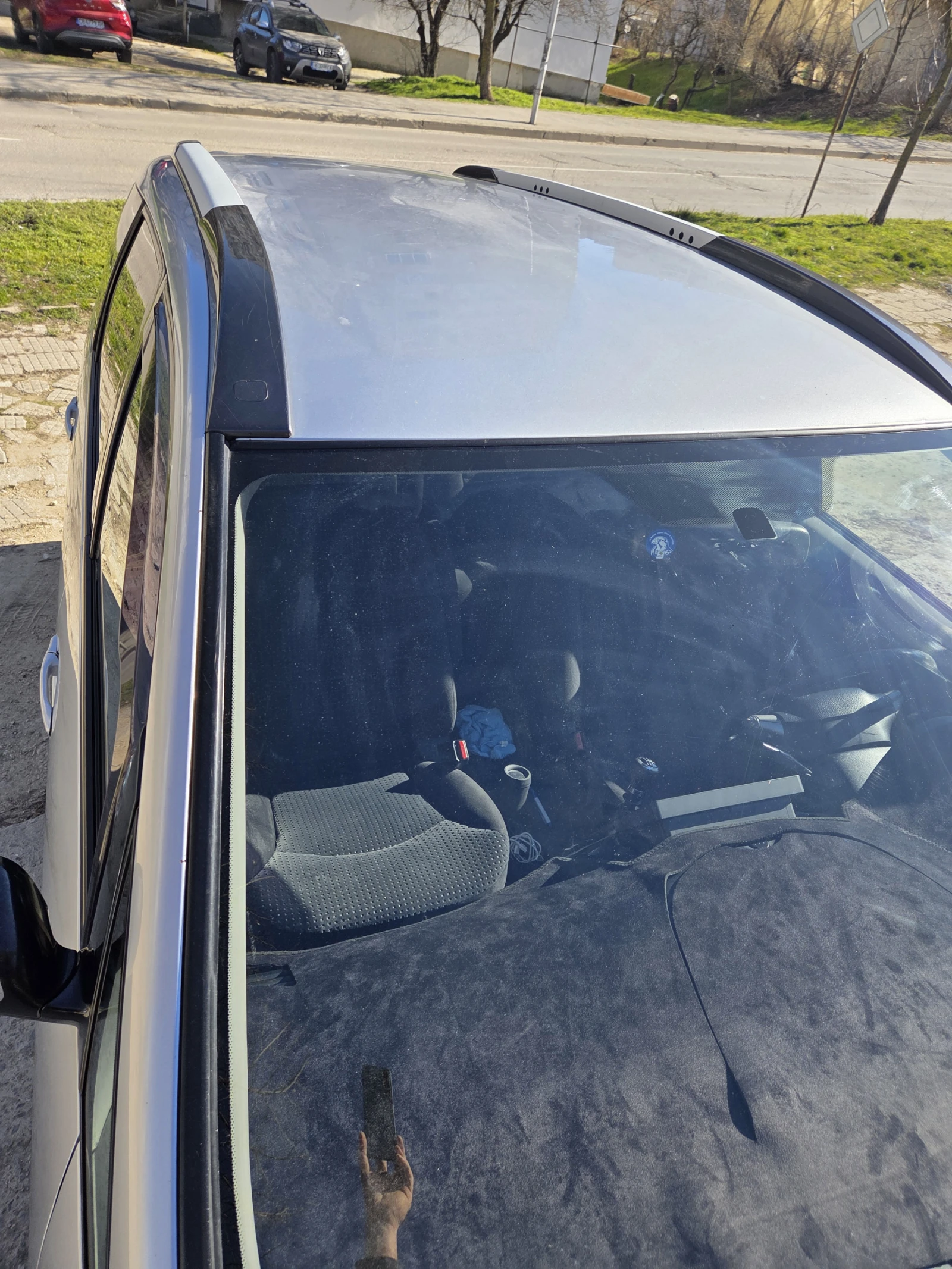 Mitsubishi Grandis, снимка 17 - Автомобили и джипове - 53773854