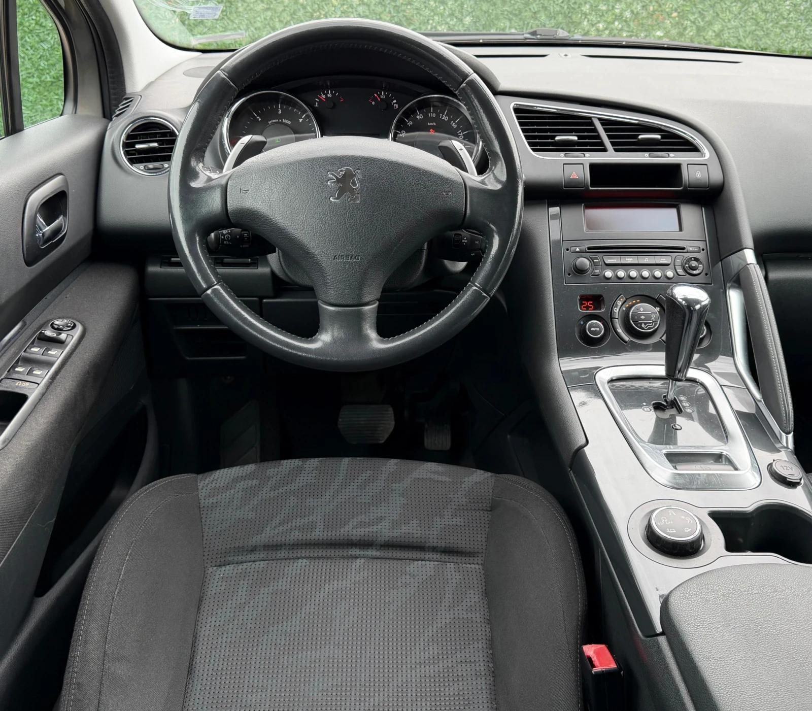 Peugeot 3008 1.6HDi AVTOMAT, снимка 11 - Автомобили и джипове - 53923081