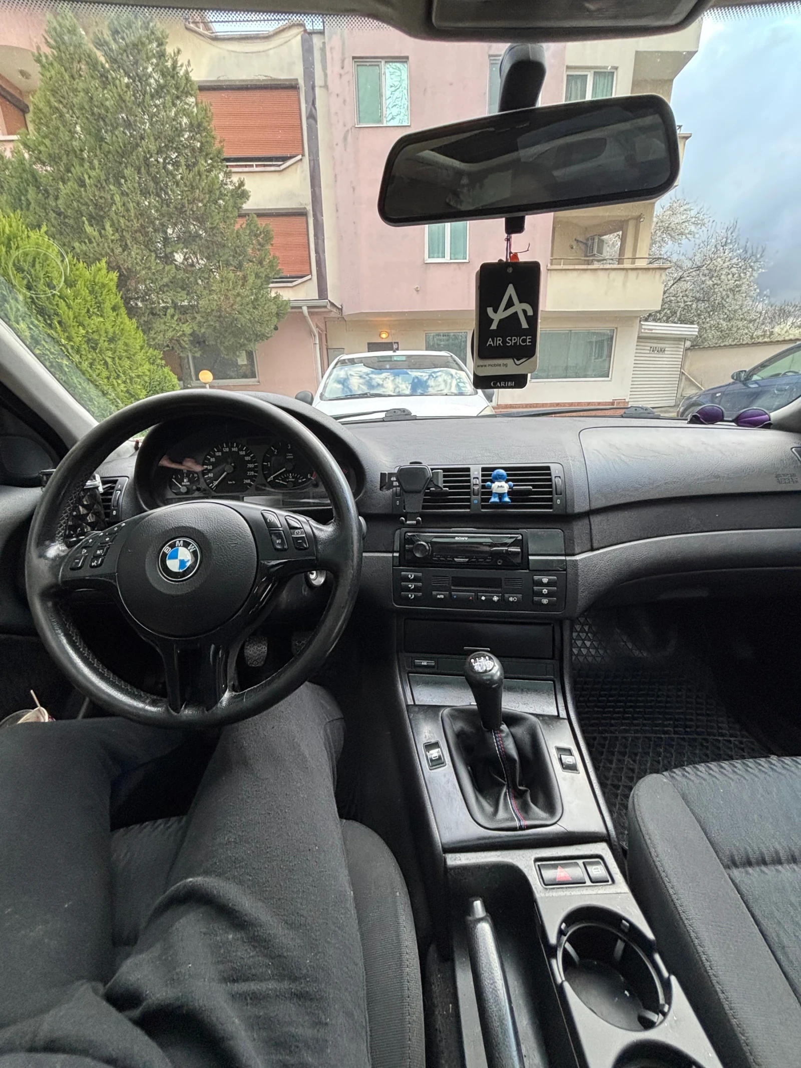 BMW 320 320d, снимка 11 - Автомобили и джипове - 54114157