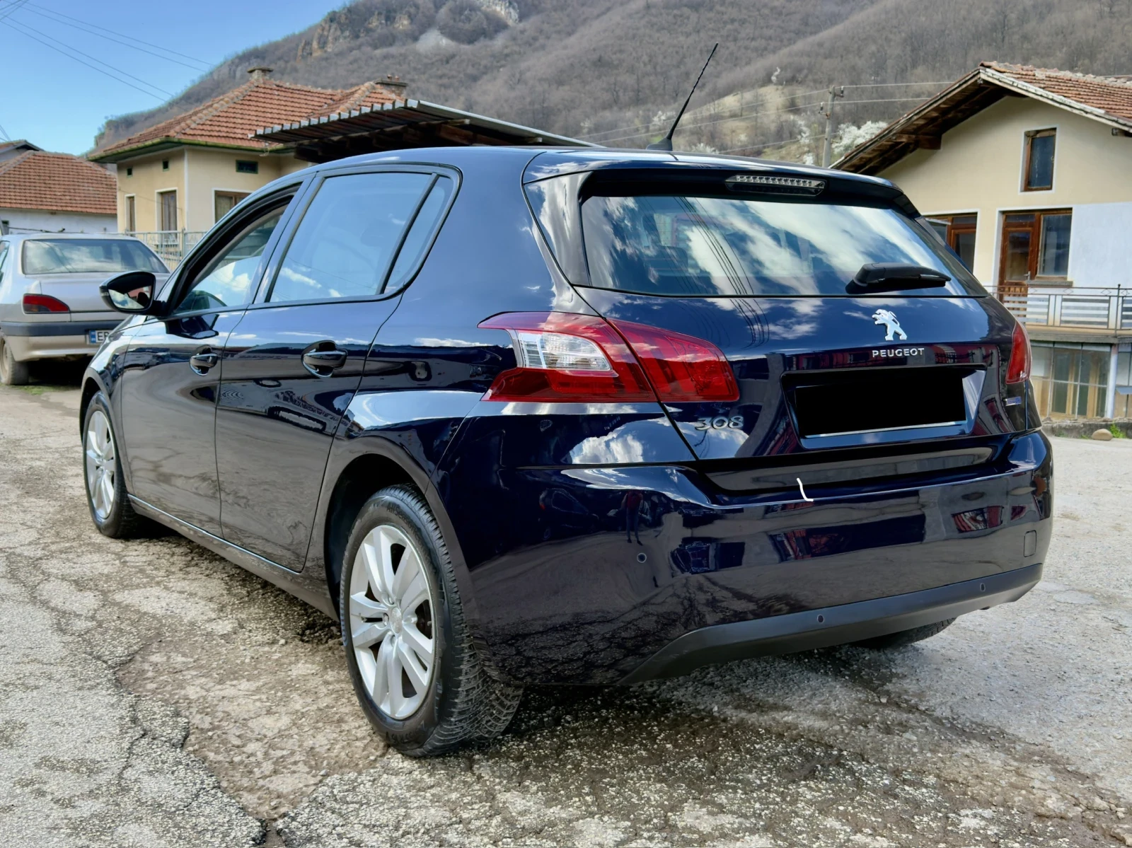 Peugeot 308 ТОП!! 1.6HDI 100кс Navi Парктроник , снимка 4 - Автомобили и джипове - 55238771