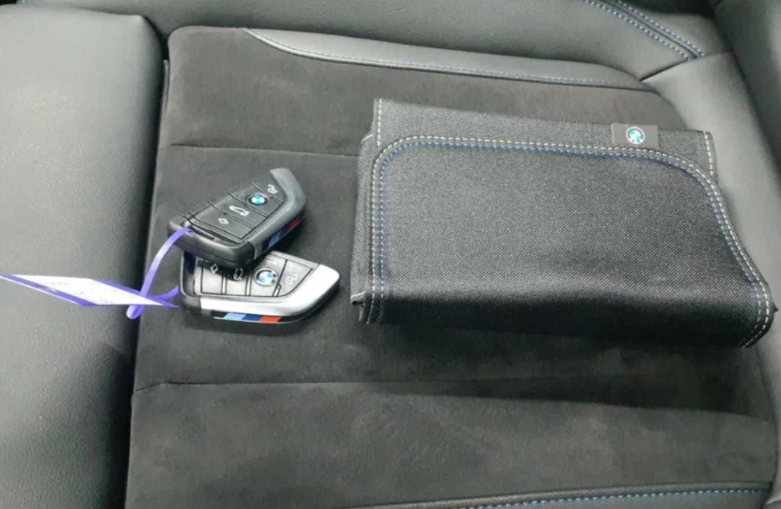 BMW 330 E xDrive Plug-In Hybrid | АВСТРИЯ, снимка 16 - Автомобили и джипове - 54181958