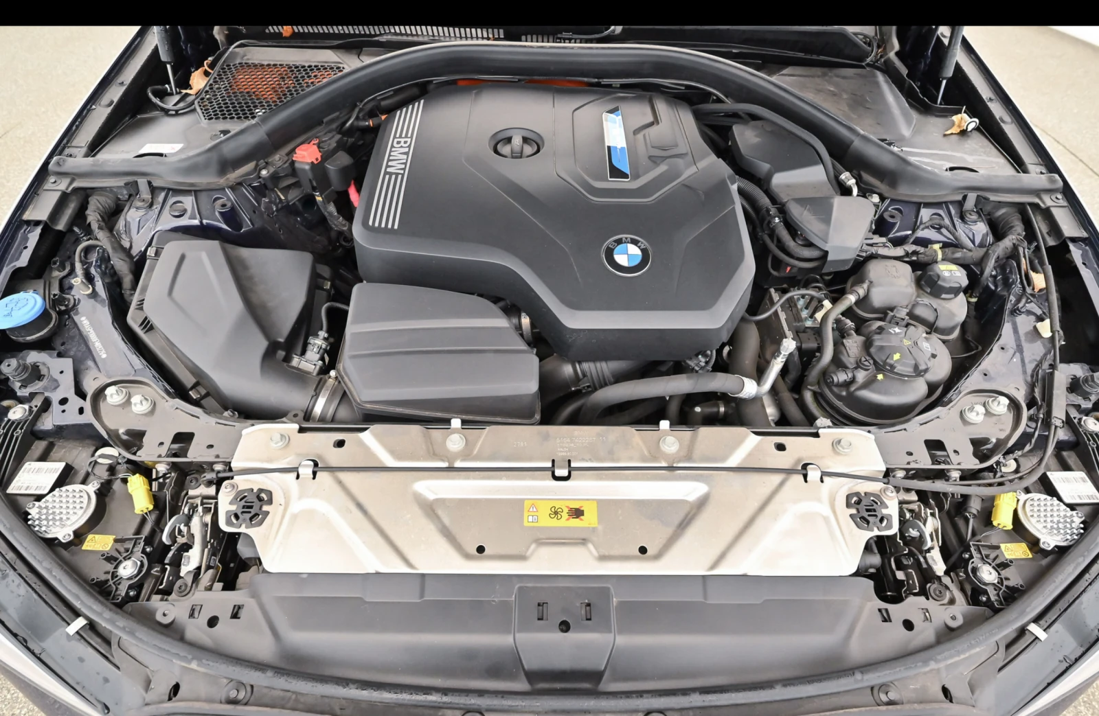 BMW 330 E xDrive Plug-In Hybrid | АВСТРИЯ, снимка 11 - Автомобили и джипове - 54181958