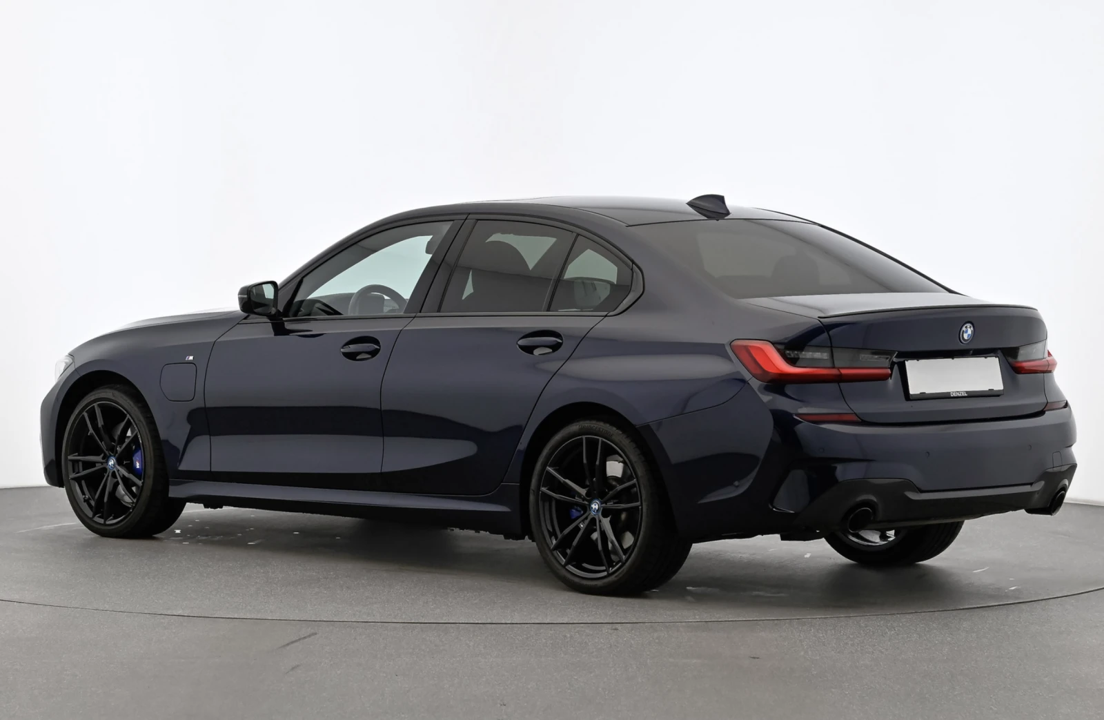 BMW 330 E xDrive Plug-In Hybrid | АВСТРИЯ, снимка 3 - Автомобили и джипове - 54181958