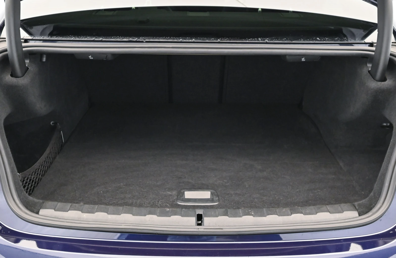 BMW 330 E xDrive Plug-In Hybrid | АВСТРИЯ, снимка 12 - Автомобили и джипове - 54181958