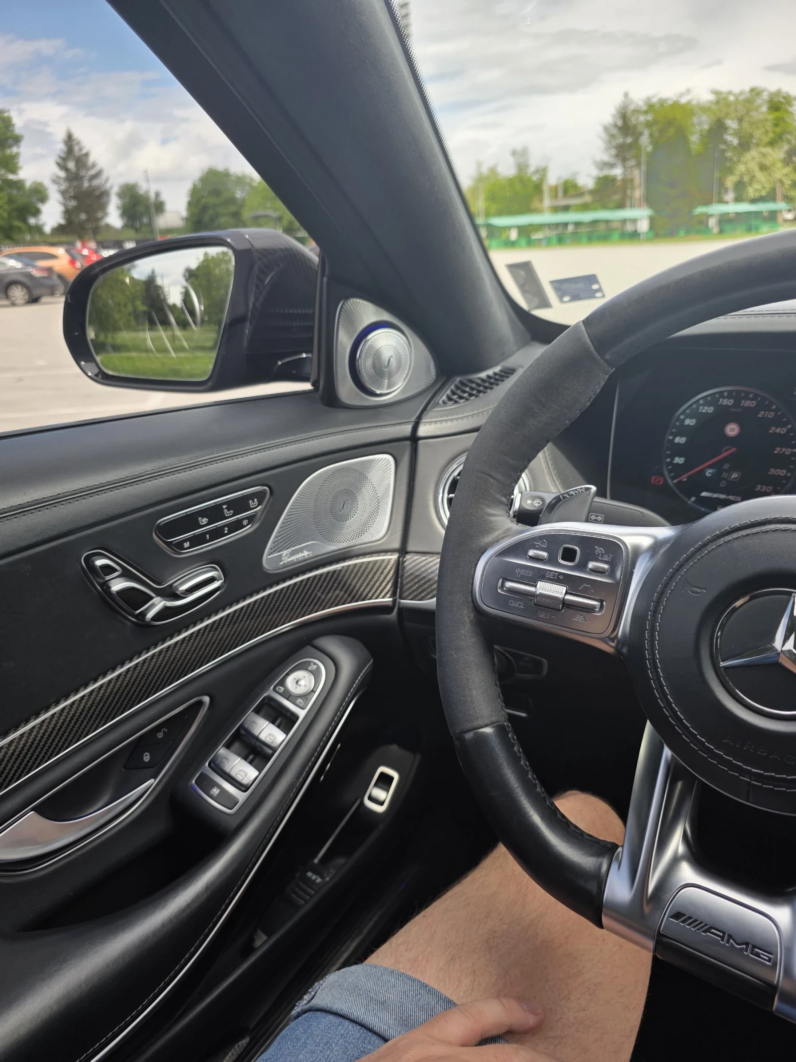 Mercedes-Benz S 63 AMG, снимка 12 - Автомобили и джипове - 54519069