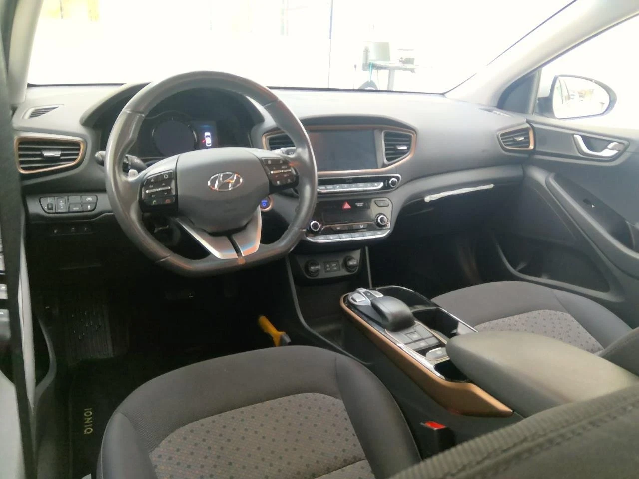 Hyundai Ioniq 38 kWh Comfort 99.9% SOH Electric   , снимка 10 - Автомобили и джипове - 54555753