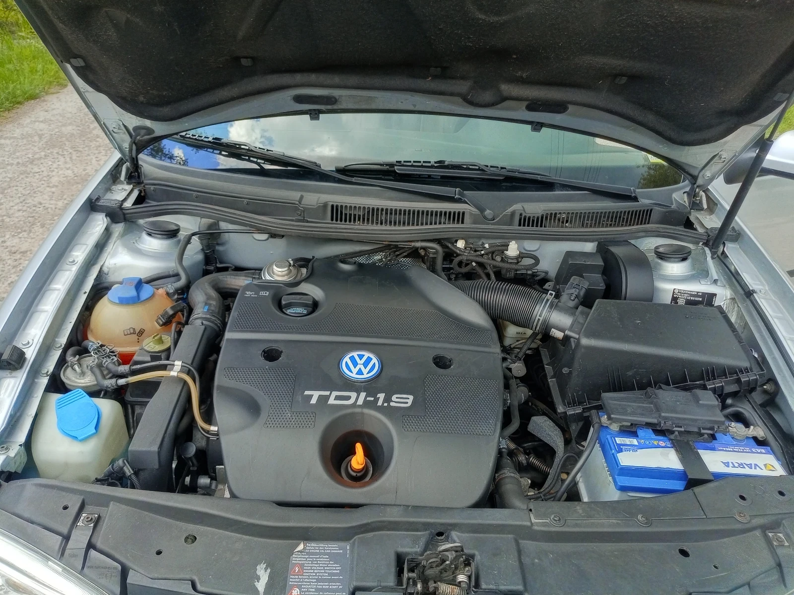 VW Golf 1.9 TDI 90 Климатроник , снимка 11 - Автомобили и джипове - 54566577