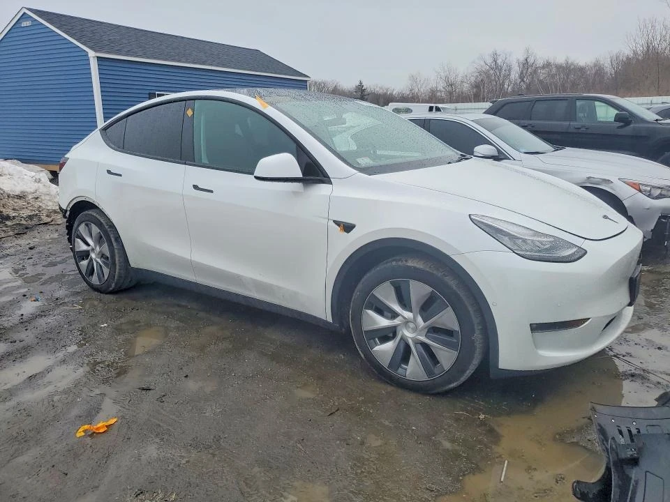 Tesla Model Y, снимка 4 - Автомобили и джипове - 54818769