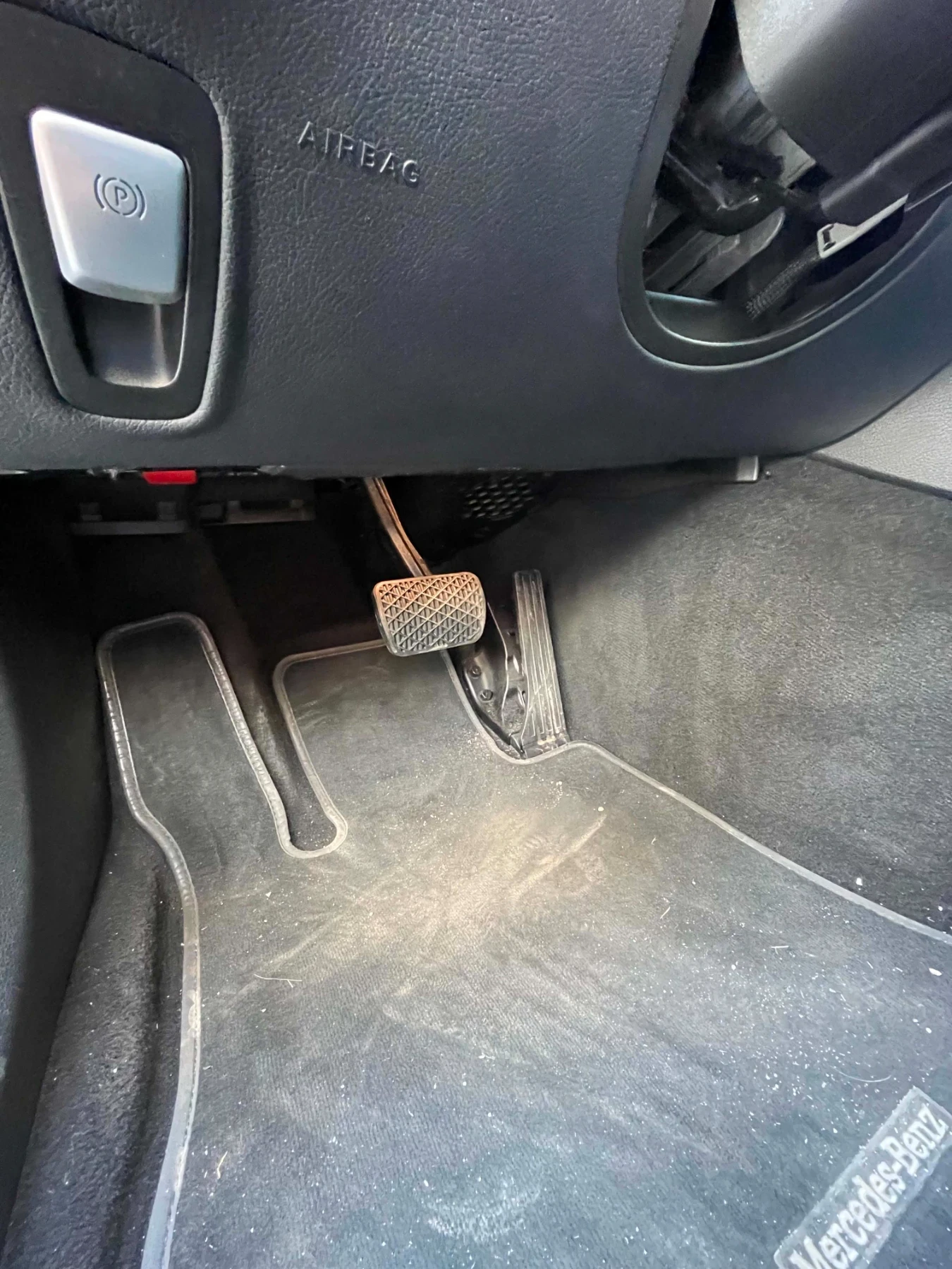 Mercedes-Benz E 220 Дизел, снимка 12 - Автомобили и джипове - 54840558