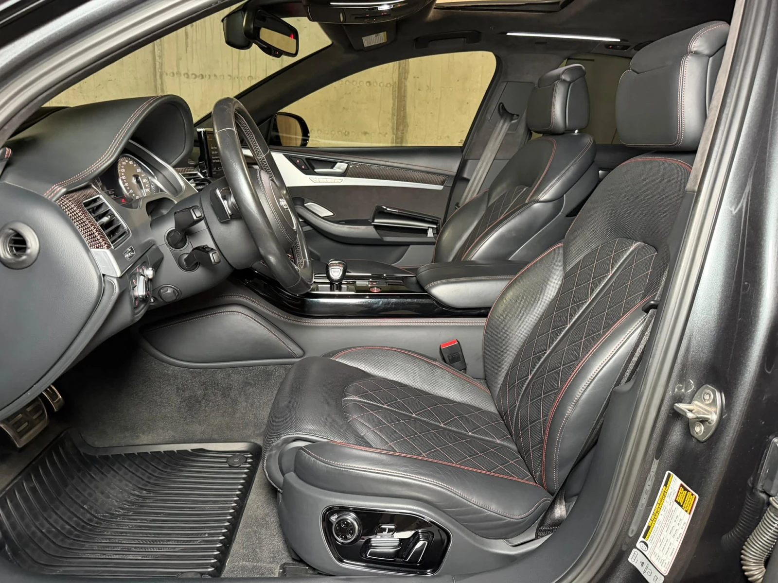 Audi S8 PLUS* KERAMIKA* CARBON* B&O* ВЕНТИЛАЦИЯ* МАСАЖ* , снимка 8 - Автомобили и джипове - 55114279