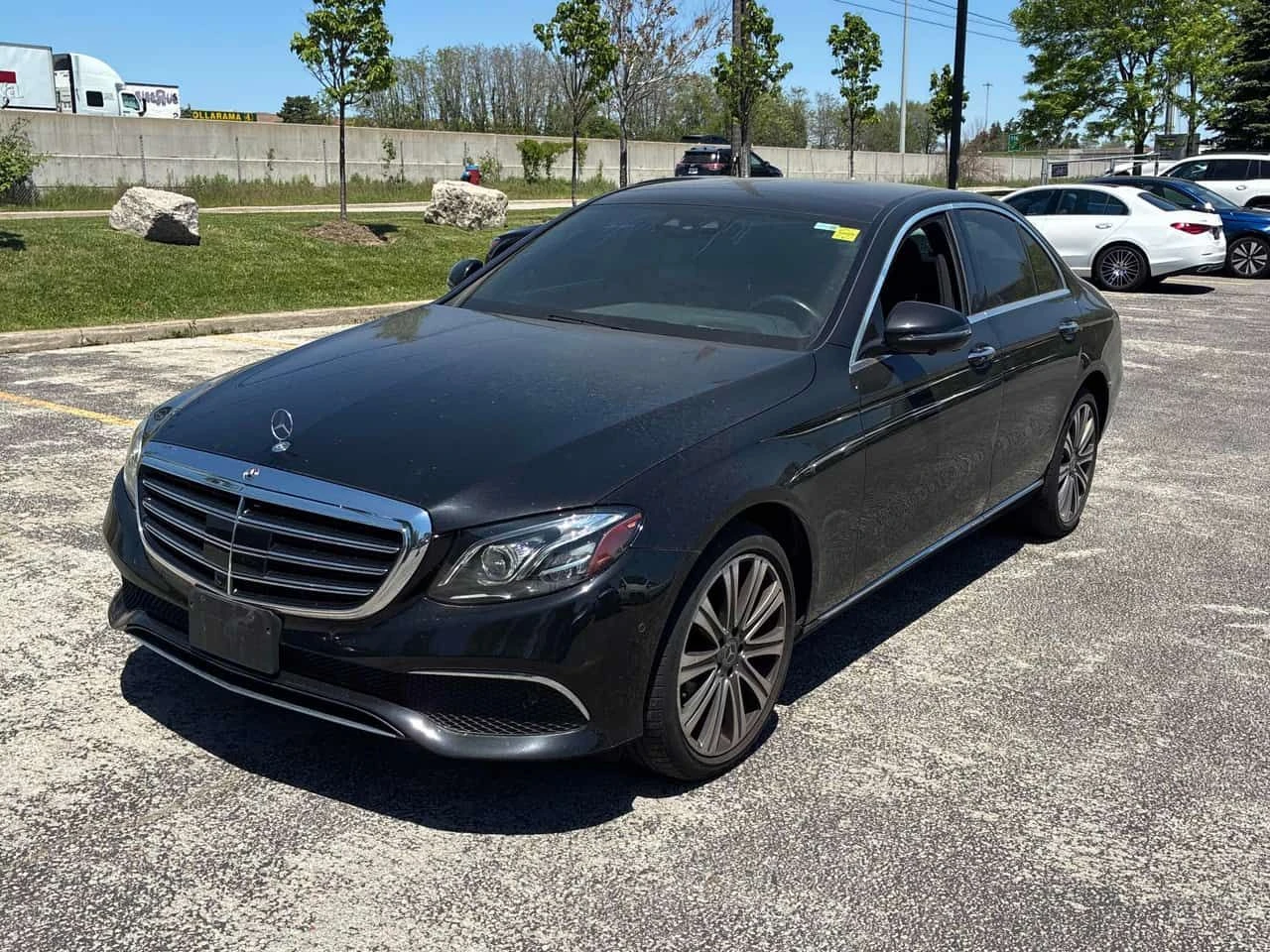 Mercedes-Benz E 350 * CARFAX * ОПЦИЯ ЗА ФИНАНСИРАНЕ