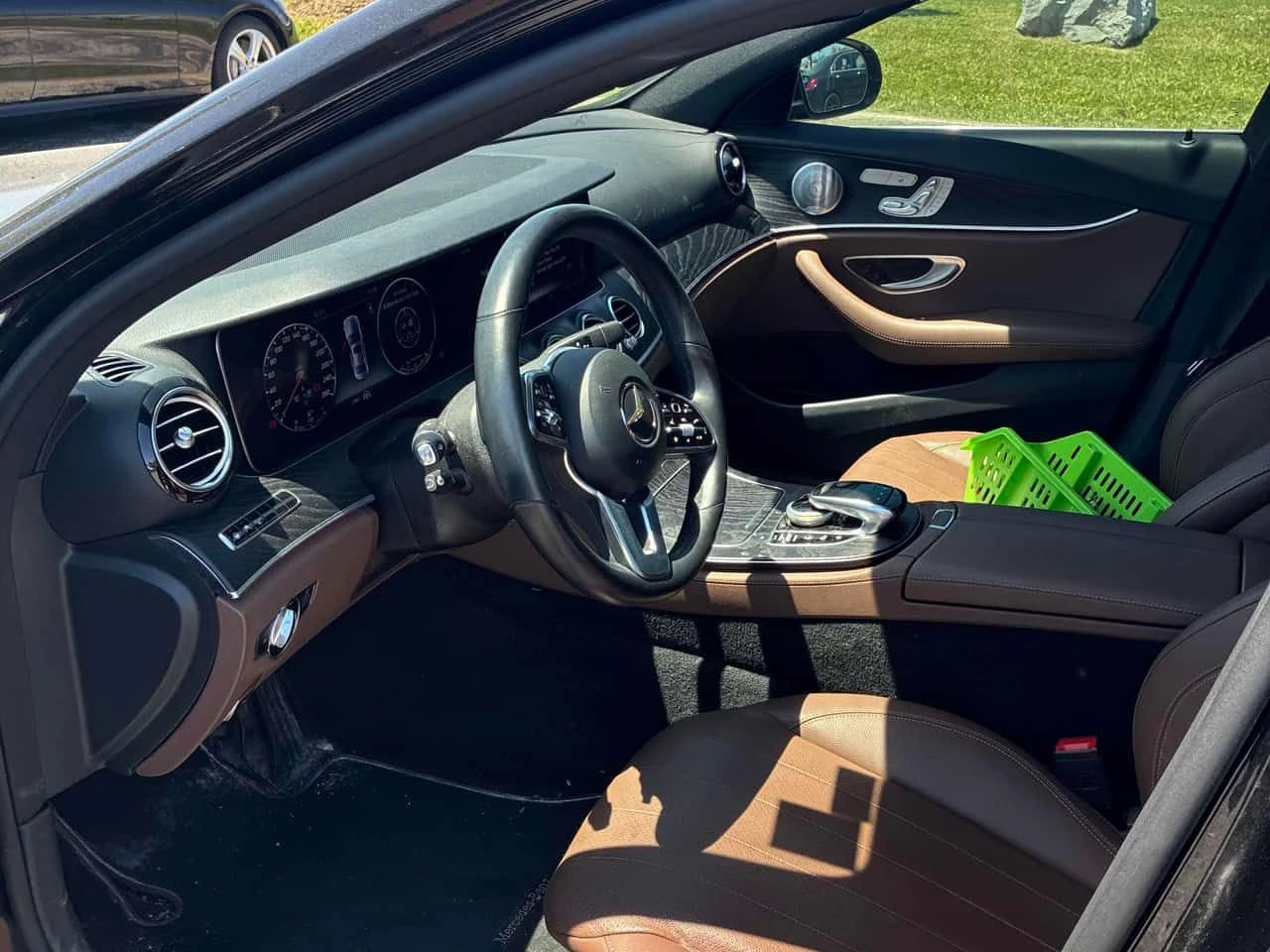 Mercedes-Benz E 350 * CARFAX * ОПЦИЯ ЗА ФИНАНСИРАНЕ, снимка 5 - Автомобили и джипове - 55167137