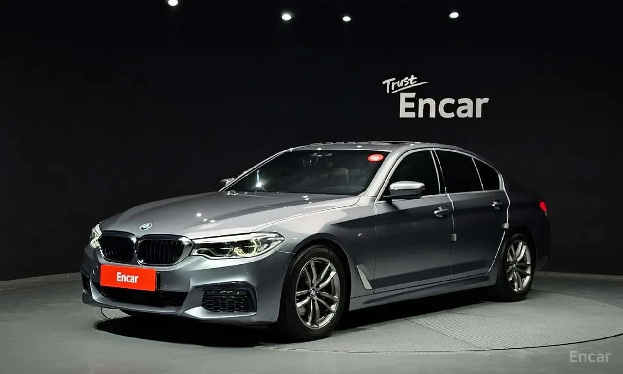 BMW 520 * 520d M Sport Package Plus * CARFAX * ЦЕНА ДО БГ