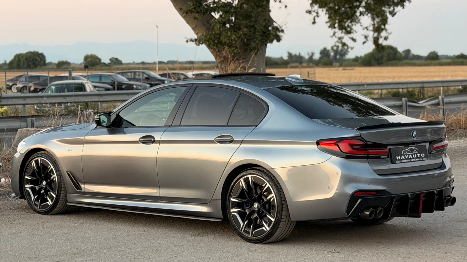 BMW 530 d= M-performance= Keyless Go= HUD= 360* Camera= , снимка 7 - Автомобили и джипове - 55545619