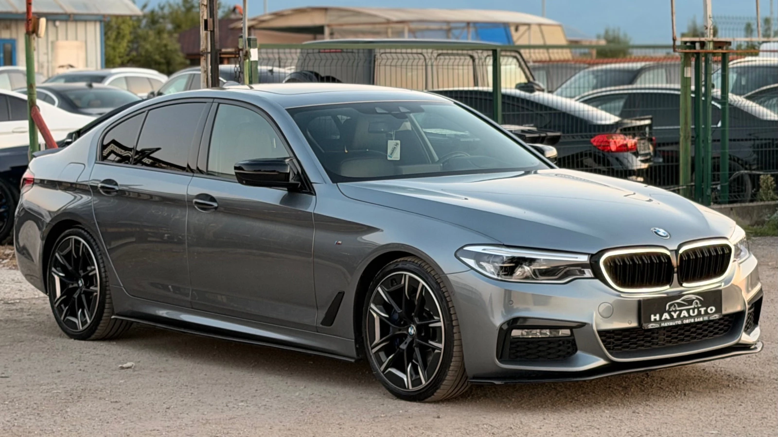 BMW 530 d= M-performance= Keyless Go= HUD= 360* Camera= , снимка 3 - Автомобили и джипове - 55545619