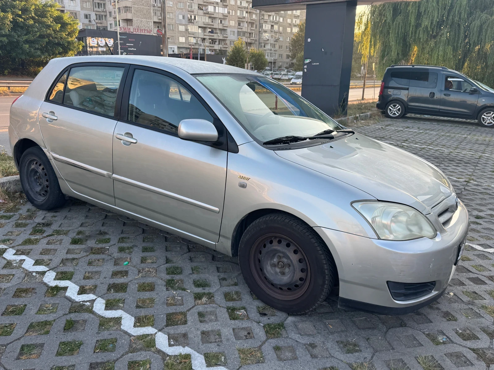 Toyota Corolla, снимка 3 - Автомобили и джипове - 55732581