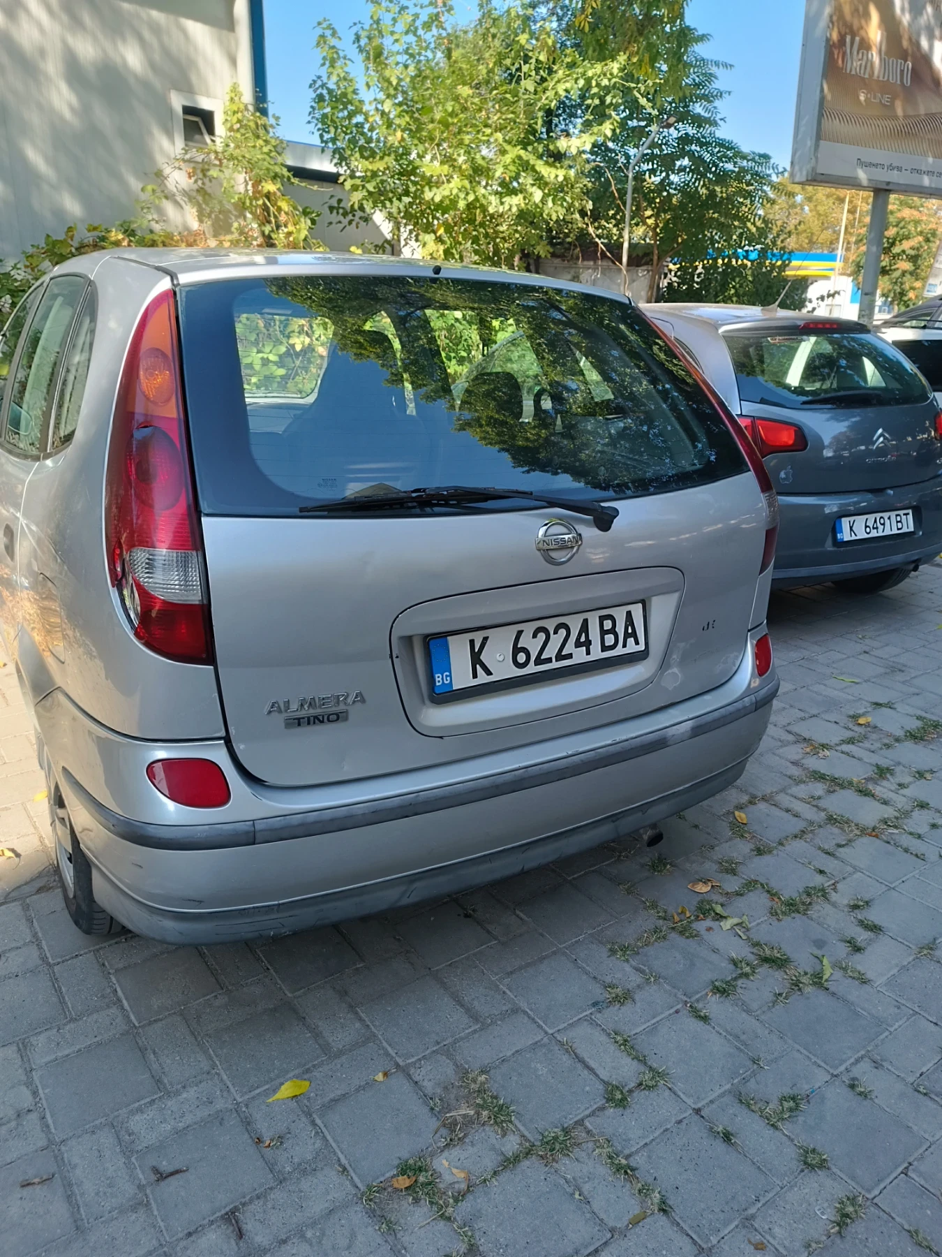 Nissan Almera tino, снимка 4 - Автомобили и джипове - 56148499