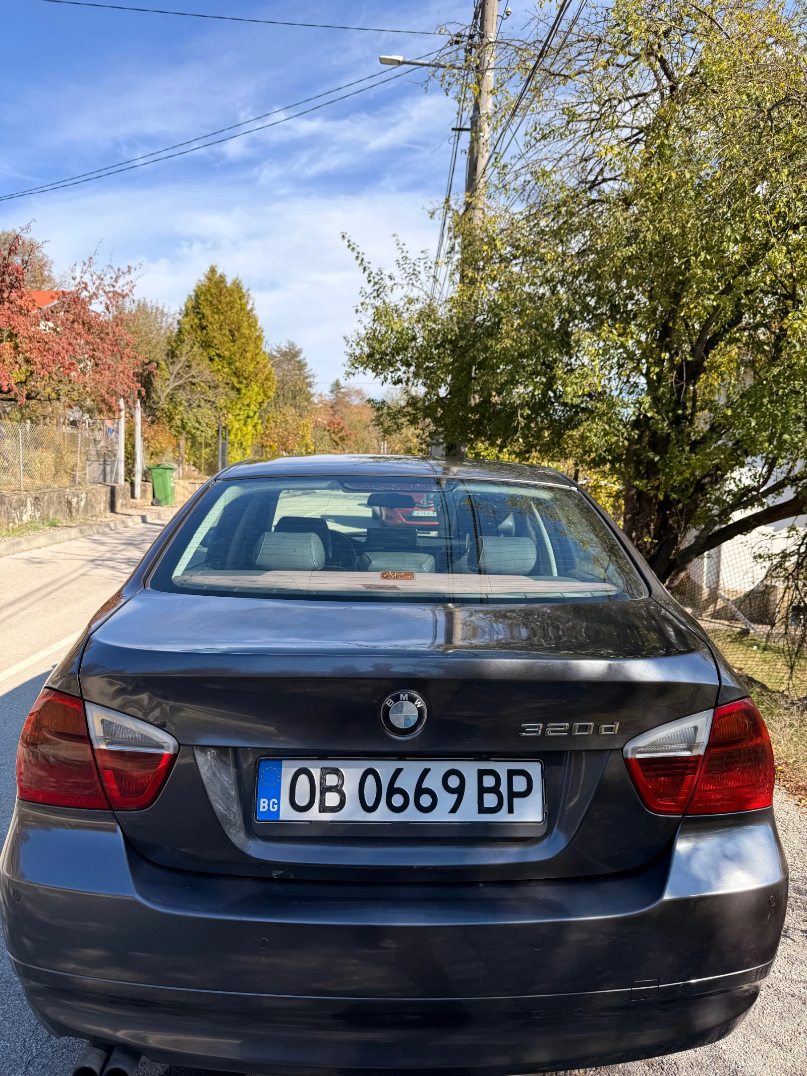 BMW 320, снимка 8 - Автомобили и джипове - 56644423