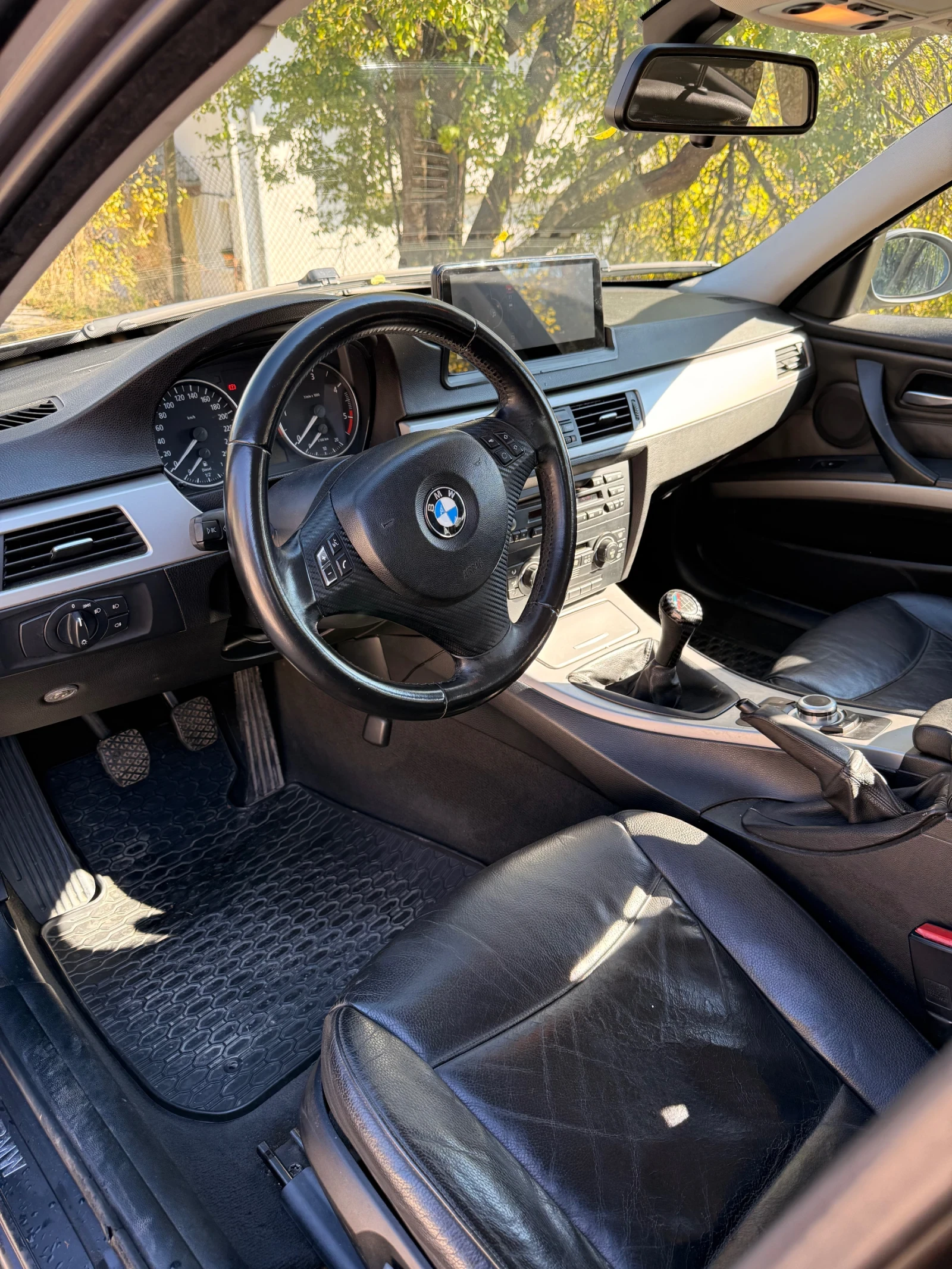 BMW 320, снимка 4 - Автомобили и джипове - 56644423