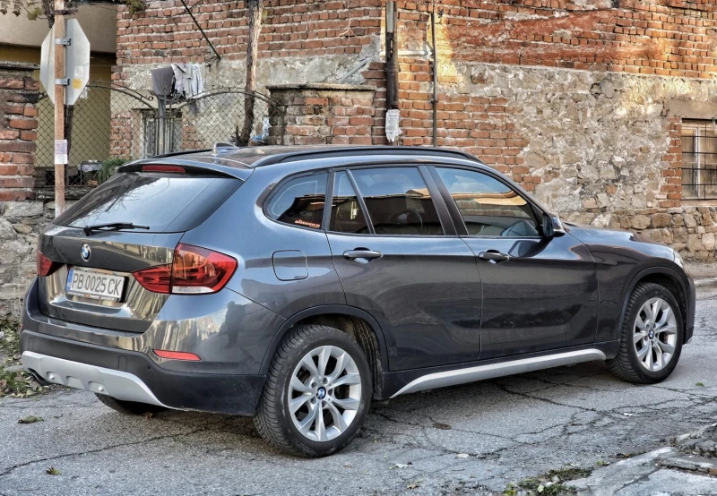 BMW X1, снимка 6 - Автомобили и джипове - 48056529