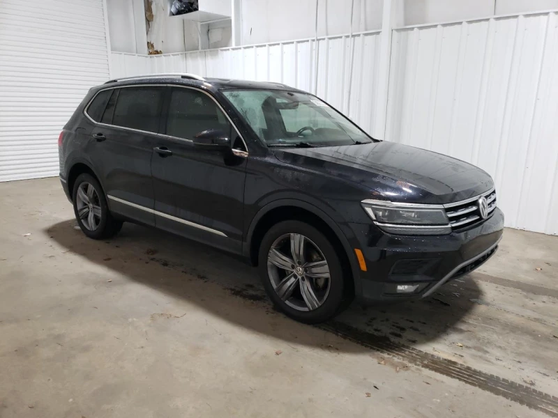 VW Tiguan 4х4* пано* диг.табло* keyless* , снимка 4 - Автомобили и джипове - 48632301