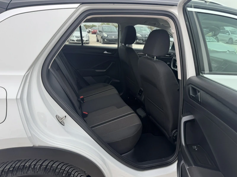VW T-Roc 2.0TDI 4MOTION, снимка 14 - Автомобили и джипове - 49670277