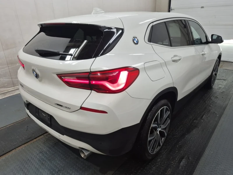 BMW X2 * XDRIVE28I * CARFAX * БЕЗ ПЪРВОНАЧАЛНА ВНОСКА, снимка 3 - Автомобили и джипове - 52700280
