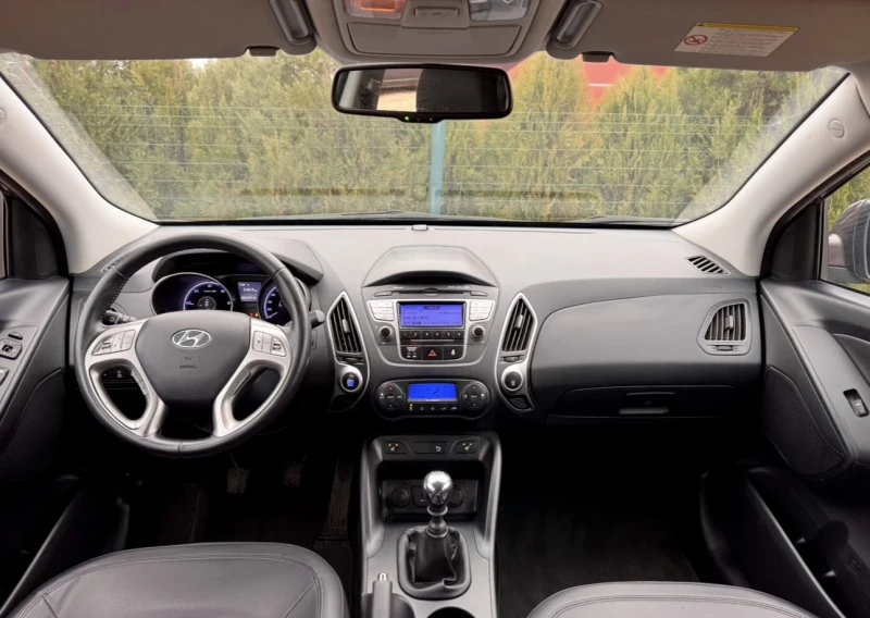 Hyundai IX35 2.0 CRDI / 4x4, снимка 10 - Автомобили и джипове - 52884977