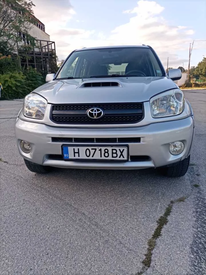 Toyota Rav4, снимка 6 - Автомобили и джипове - 47715704