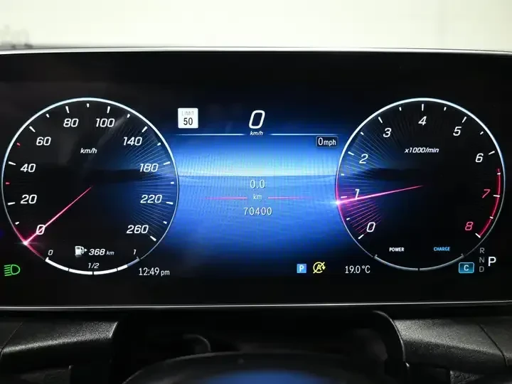 Mercedes-Benz GLC 300 4MATIC | 360 Camera | Ambient Light | Carfax, снимка 11 - Автомобили и джипове - 54720731
