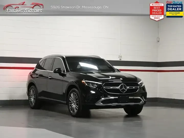 Mercedes-Benz GLC 300 4MATIC | 360 Camera | Ambient Light | Carfax, снимка 3 - Автомобили и джипове - 54720731