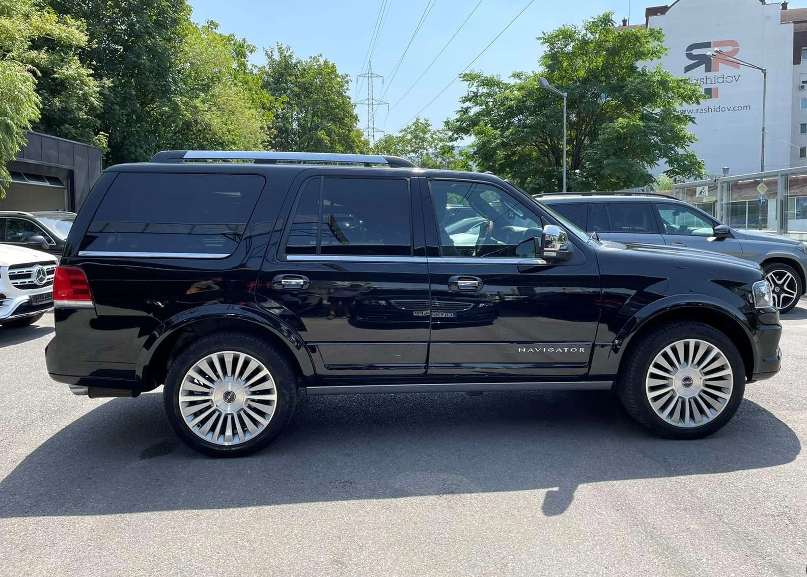 Lincoln Navigator 3.5 i - изображение 4